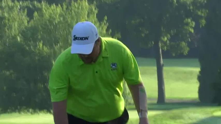 Jaco Ahlers sinks 22-footer for birdie at Bridgestone