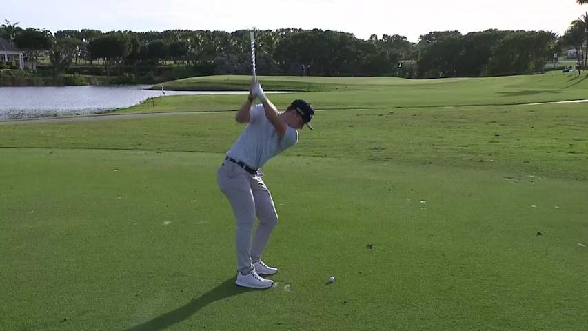 Blades Brown makes birdie on No. 16 at Bahamas Classic Atlantis