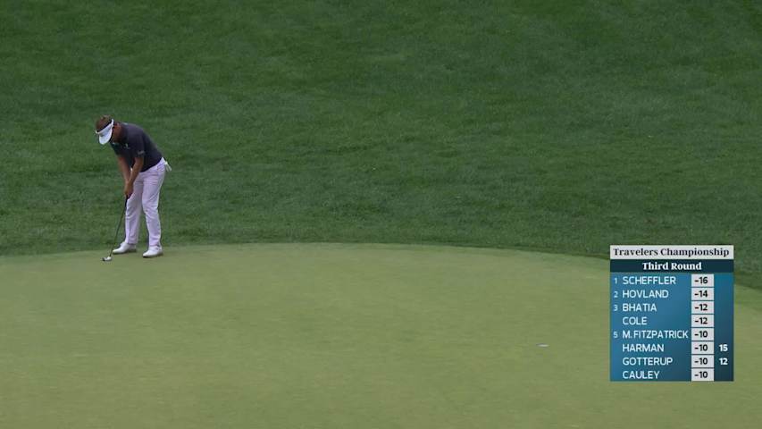 Keith Mitchell sinks 25-foot birdie putt on No. 11 at Travelers