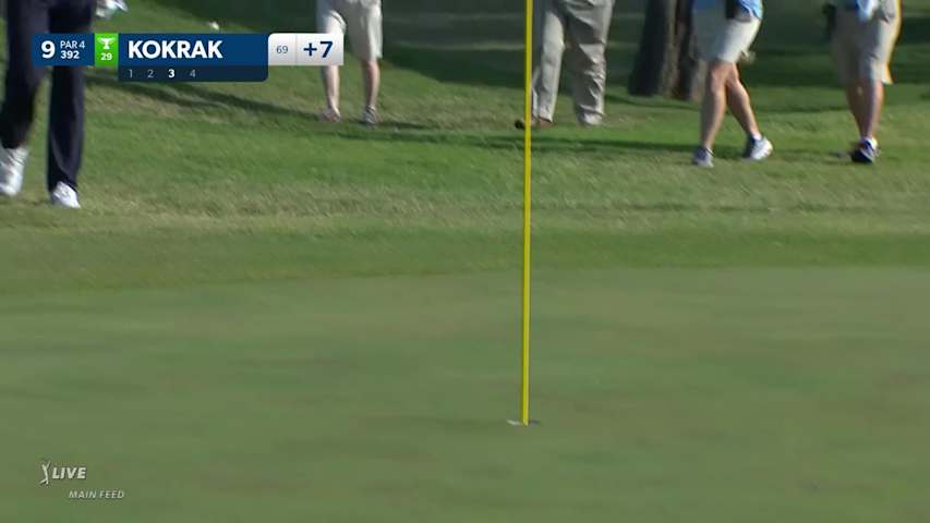 Jason Kokrak chips in for birdie at Charles Schwab