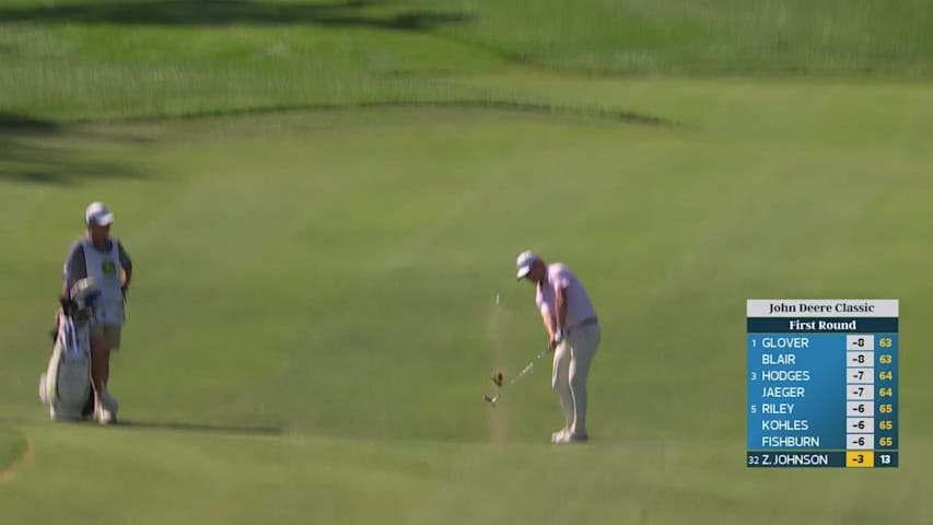 Zach Johnson gets up-and-down from 75 yards for birdie on No. 14 at John Deere