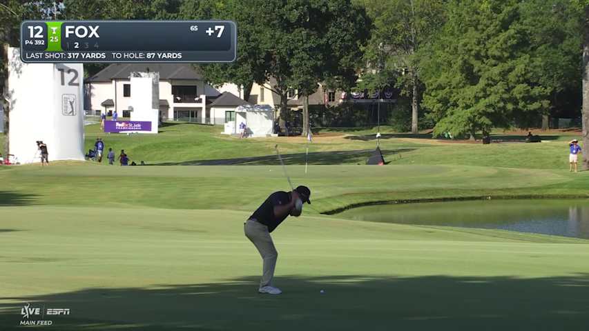 Ryan Fox sinks 15-foot putt for birdie on No. 12 at FedEx St. Jude