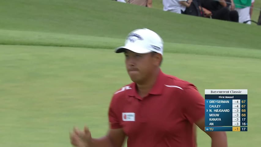 Kevin Yu sinks 19-foot birdie putt on No. 18 at Baycurrent