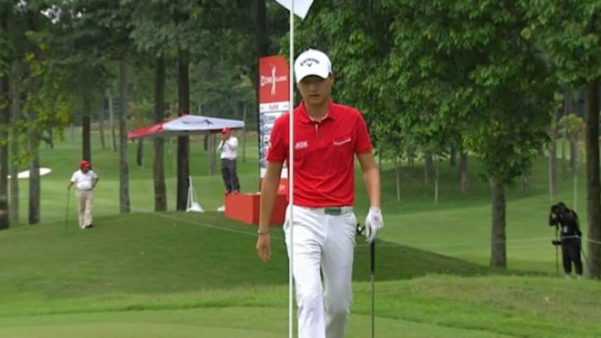 Jeunghun Wang flashes his short game at CIMB