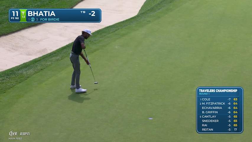 Akshay Bhatia drains 10-foot birdie putt on No. 11 at Travelers