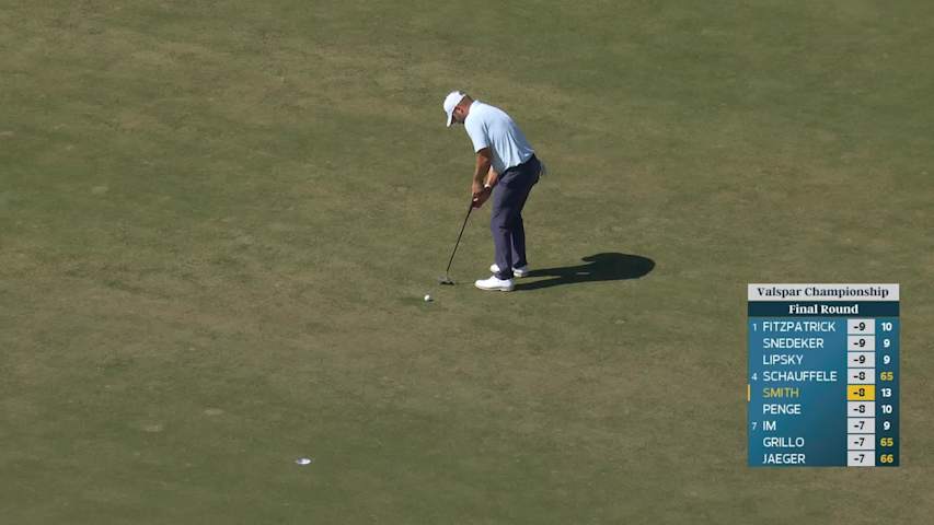 Jordan L Smith sinks 13-foot birdie putt on No. 14 at Valspar