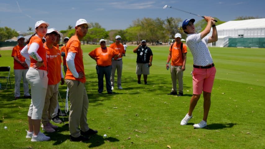 Mexican players work with kids at First Tee clinic before Mexico Open