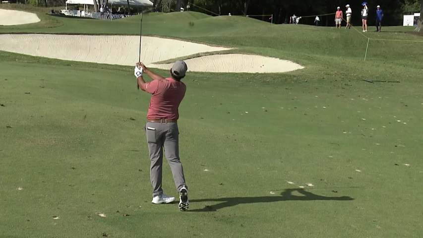 Emilio Gonzalez makes birdie on No. 17 at Simmons Bank Open