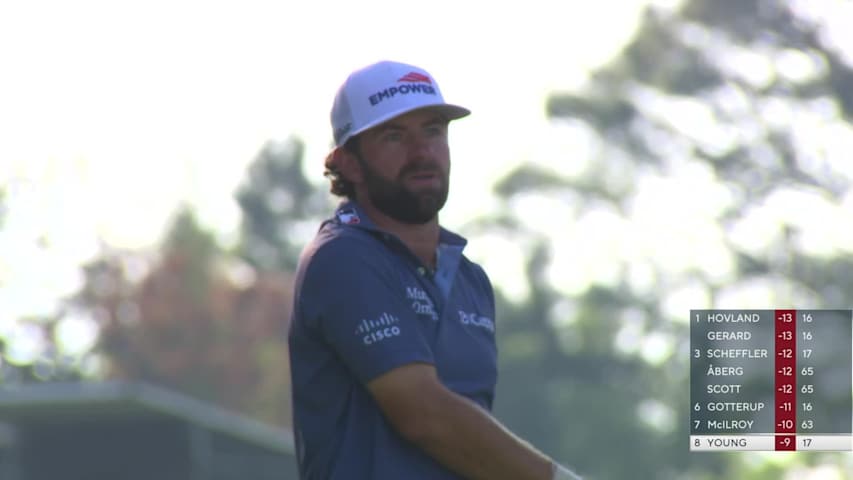Cameron Young drains 4-foot putt for birdie on No. 18 at TOUR Championship