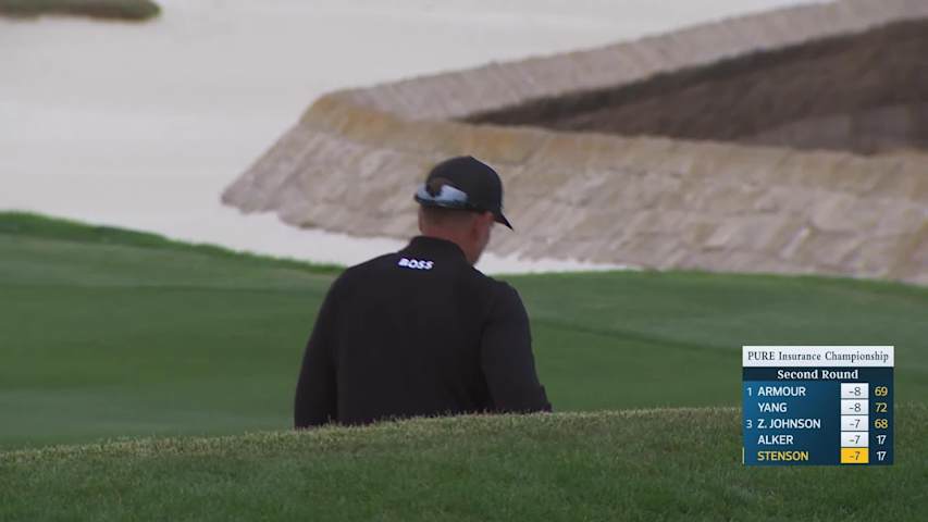 Henrik Stenson makes birdie on No. 18 at PURE Insurance Championship