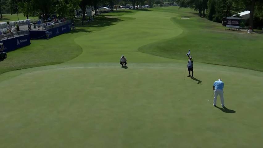 Duffy Waldorf sends in long birdie putt at Ascension