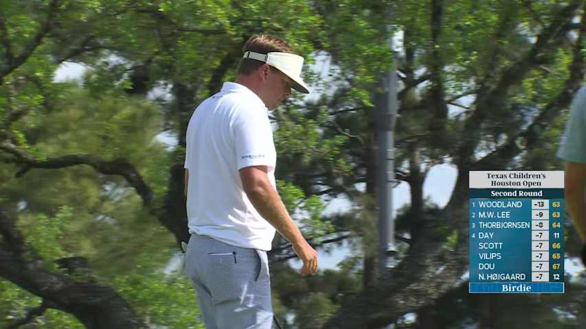 Keith Mitchell sinks 12-foot birdie putt on No. 13 at Texas Children's