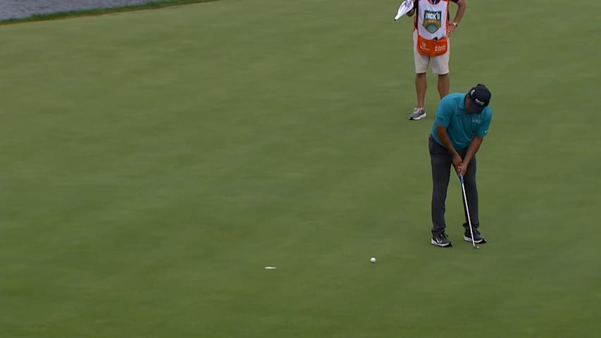 Notah Begay III drains putt for birdie at DICK'S Open