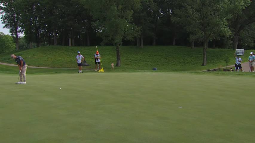 Chandler Phillips sinks 32-foot birdie putt on No. 1 at John Deere