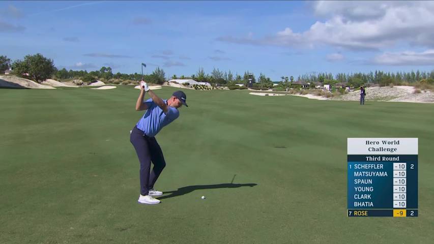 Justin Rose pours in birdie putt on No. 3 at Hero World Challenge
