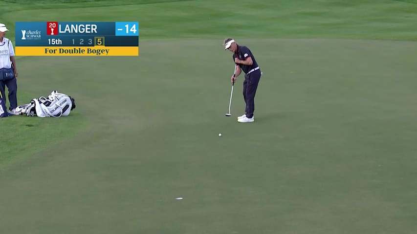 Bernhard Langer makes putt on No. 15 at Charles Schwab Cup Championship