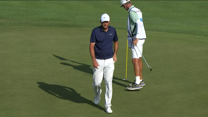 Scottie Scheffler nearly holes out to get to 1-down at WGC-Dell Match Play
