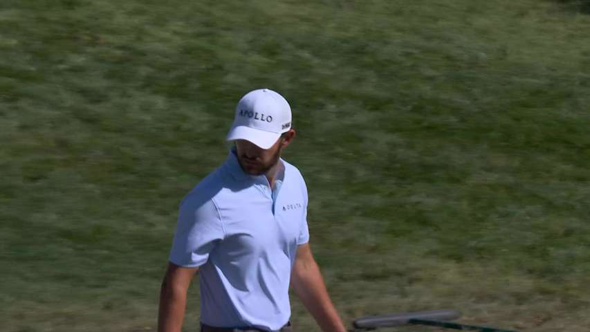 Patrick Cantlay holes out for birdie from 13 feet on No. 18 at Valspar