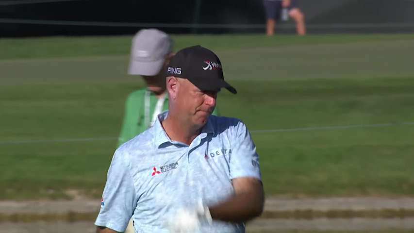 Stewart Cink makes birdie on No. 12 at Charles Schwab Cup Championship