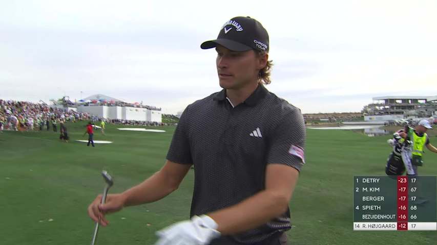 Rasmus Højgaard makes birdie at WM Phoenix Open