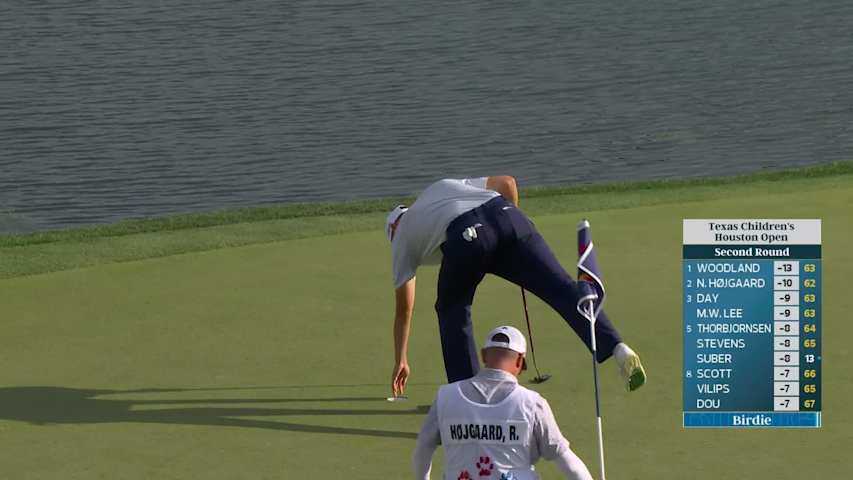 Rasmus Højgaard taps in from 2 feet for birdie on No. 16 at Texas Children's