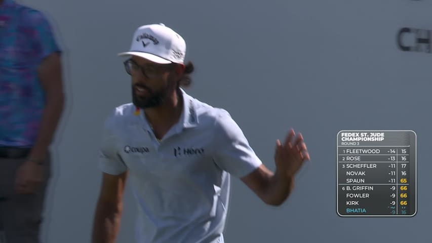 Akshay Bhatia sinks a 27-foot birdie putt on No. 17 at FedEx St. Jude
