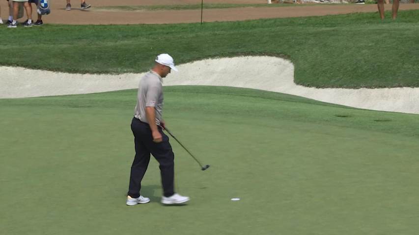 Alex Noren sinks 24-foot birdie putt on No. 16 at BMW Championship