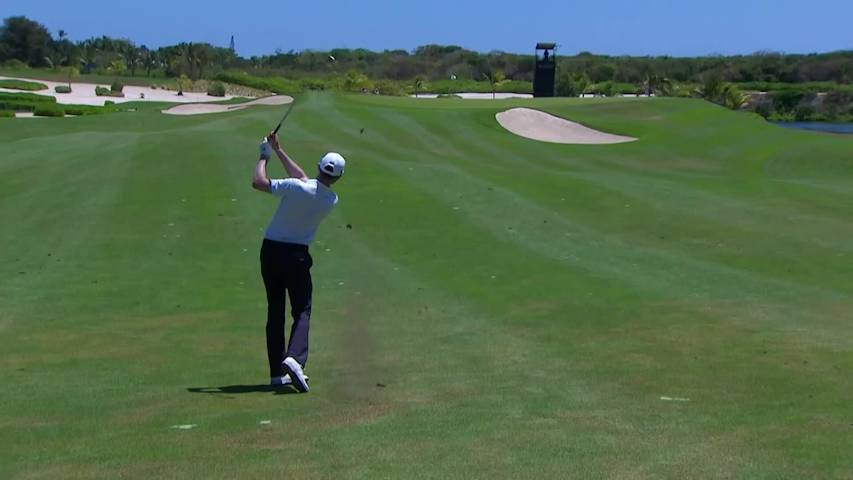 Kyle Stanley sticks approach to set up birdie at Corales Puntacana
