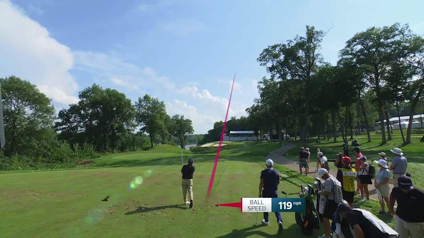 Zac Blair sinks 57-foot birdie putt on No. 16 at John Deere