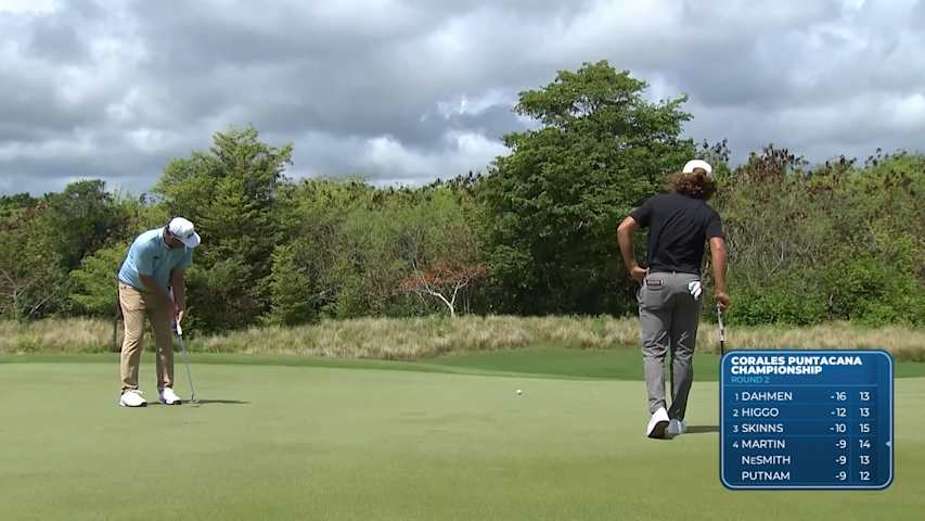 Matt NeSmith rolls in birdie putt at Corales Puntacana