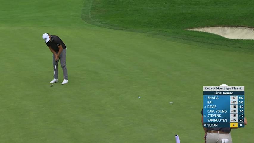Roger Sloan makes birdie on No. 9 at Rocket Mortgage