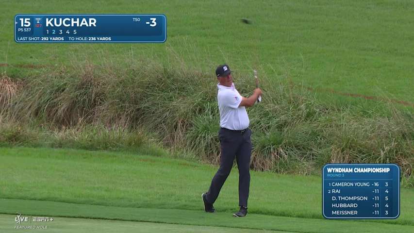 Matt Kuchar makes birdie on No. 15 at Wyndham