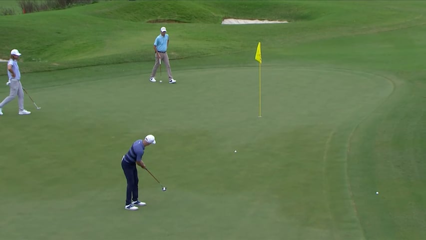 Ben Crane rolls in long birdie putt at Butterfield Bermuda