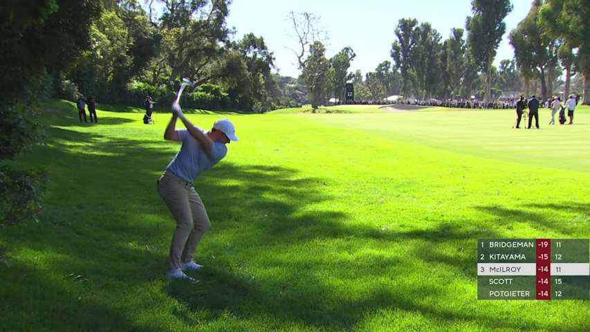 Rory McIlroy chips in from 34 yards for birdie on No. 12 at The Genesis