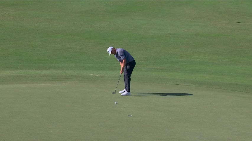 Alex Noren sinks 11-foot birdie putt on No. 11 at Hero World Challenge