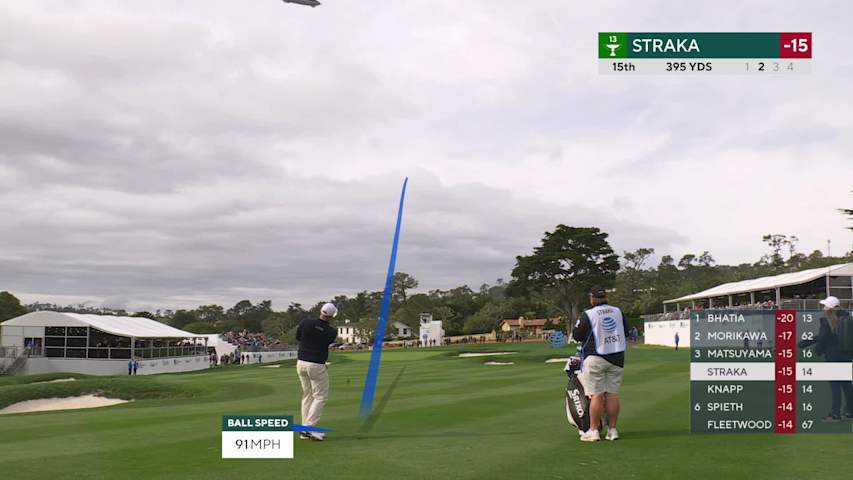 Sepp Straka sinks 22-foot birdie putt on No. 15 at Pebble Beach