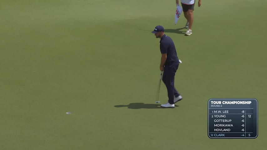 Wyndham Clark sinks 9-foot birdie putt on No. 5 at TOUR Championship