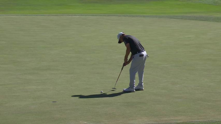 Emiliano Grillo sinks 8-foot birdie putt on No. 10 at Procore