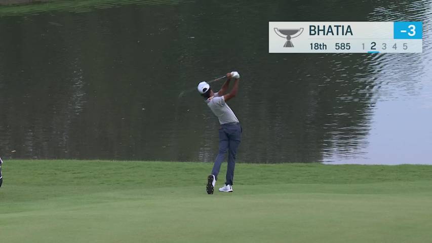 Akshay Bhatia makes birdie on No. 18 at TOUR Championship