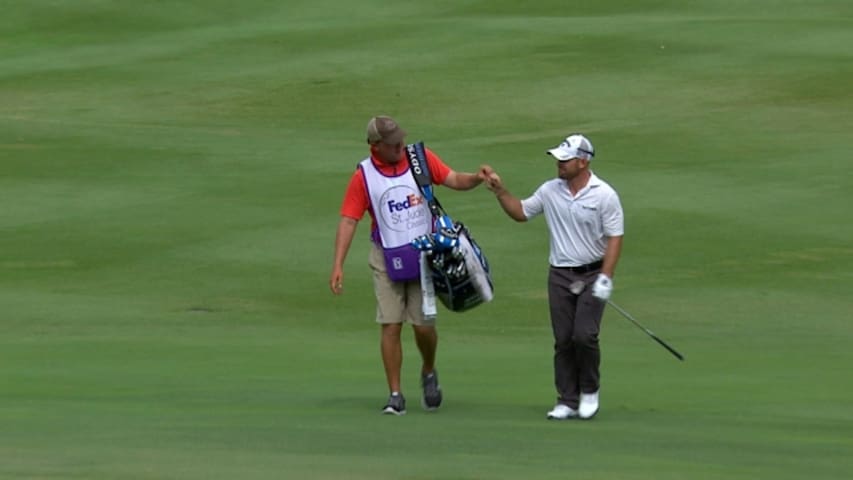 Scott Brown’s holes out for back-to-back birdies at FedEx St. Jude