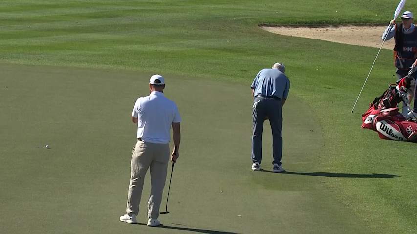 Mark O'Meara sends in birdie putt at PNC Championship