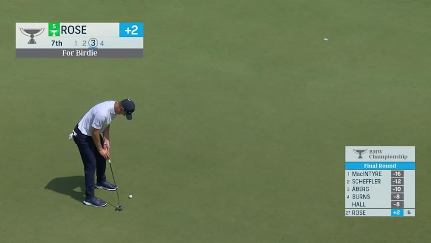 Justin Rose sinks a 23-foot birdie putt on No. 7 at BMW Championship
