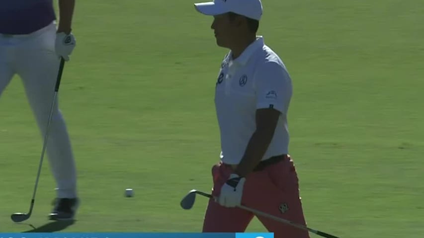 Shugo Imahira chips in for birdie at Sony Open