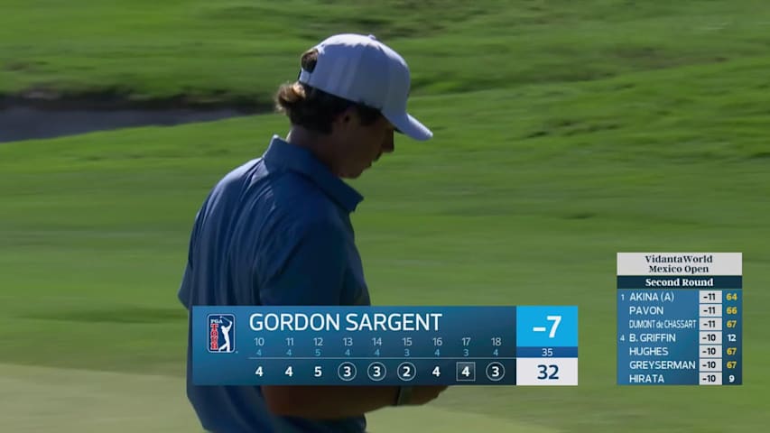 Gordon Sargent sinks 15-foot birdie putt on No. 18 at Mexico Open