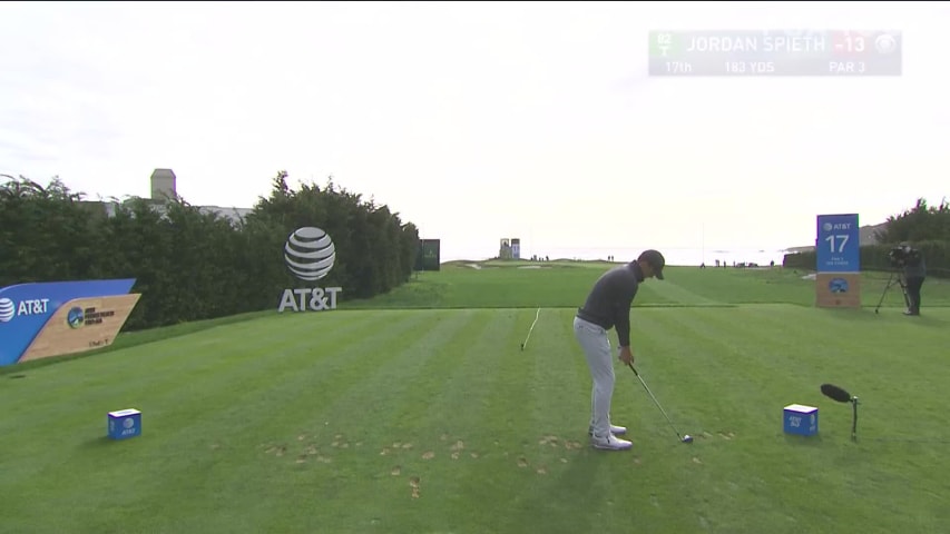 Jordan Spieth uses nice tee shot to set up birdie at AT&T Pebble Beach