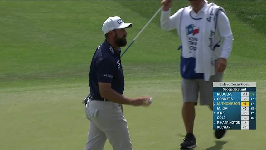 Michael Thompson cozies pitch to set up birdie at Valero