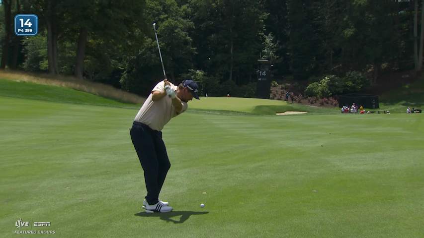 Andrew Novak gets up-and-down from 123 yards for birdie on No. 14 at Travelers