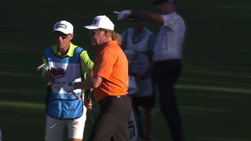 Miguel Angel Jiménez makes birdie on No. 18 at Dominion Energy Charity Classic