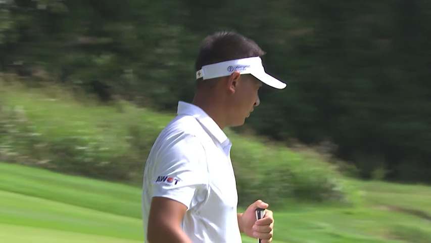 Carl Yuan makes birdie at Compliance Solutions