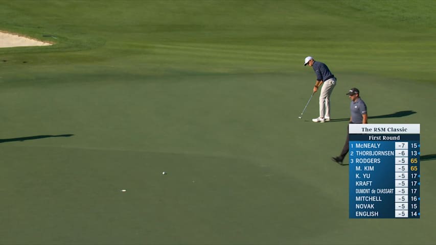 Adrien Dumont de Chassart drills 32-foot birdie putt at The RSM Classic